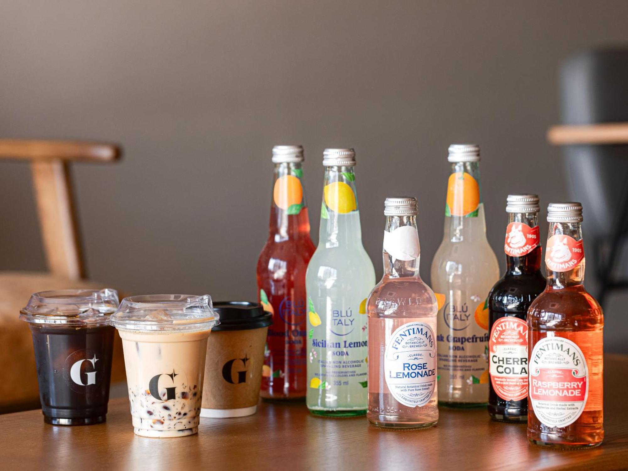 Gems Yufuin Hotel And Spa Cafe Bar Esterno foto