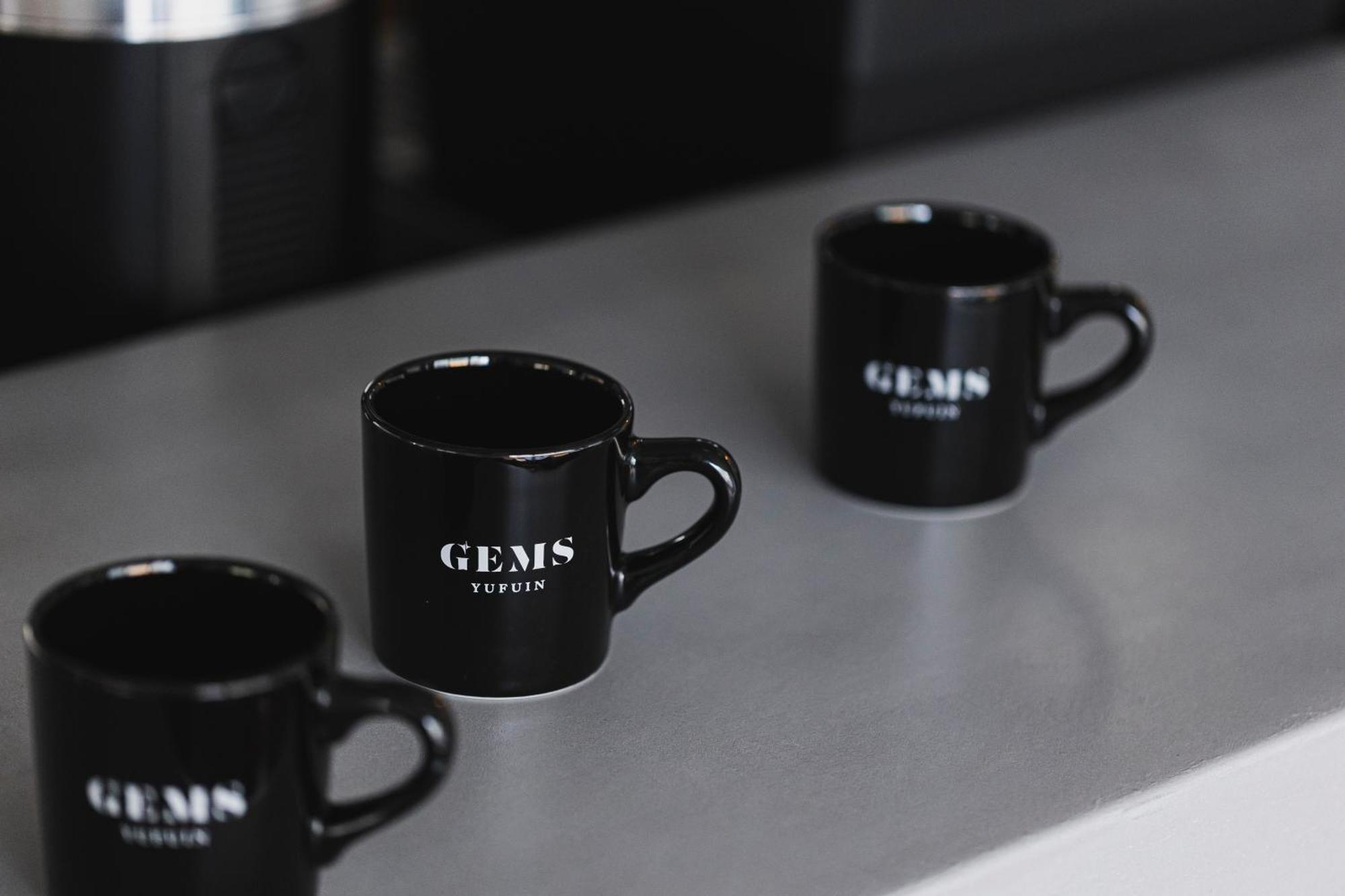 Gems Yufuin Hotel And Spa Cafe Bar Camera foto